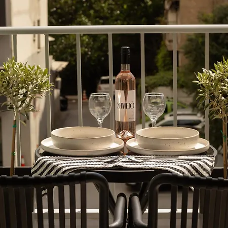 Vivere 01 - Cozy By Metro Terminus Lejlighed Thessaloníki