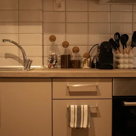 Vivere 01 - Cozy By Metro Terminus Thessaloniki