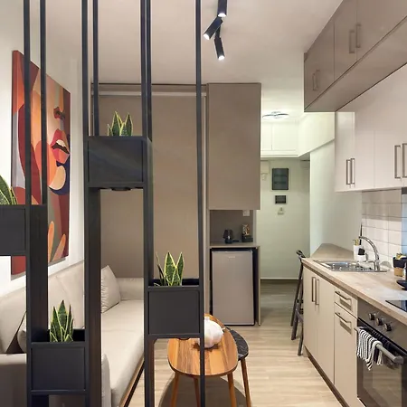 Apartamento Vivere 01 - Cozy By Metro Terminus Tessalónica