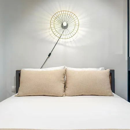 Vivere 01 - Cozy By Metro Terminus